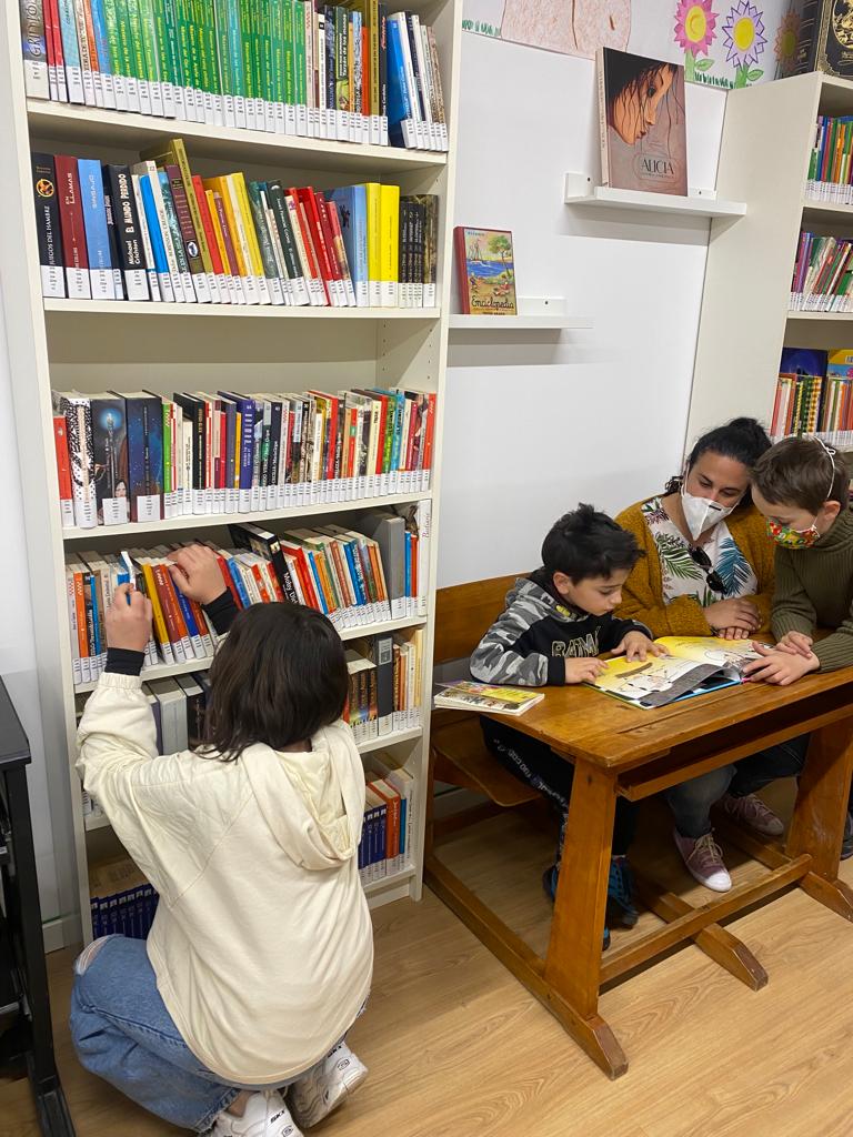 visitamos_la_biblioteca_de_enciso_3_20220301_2019775543.jpeg