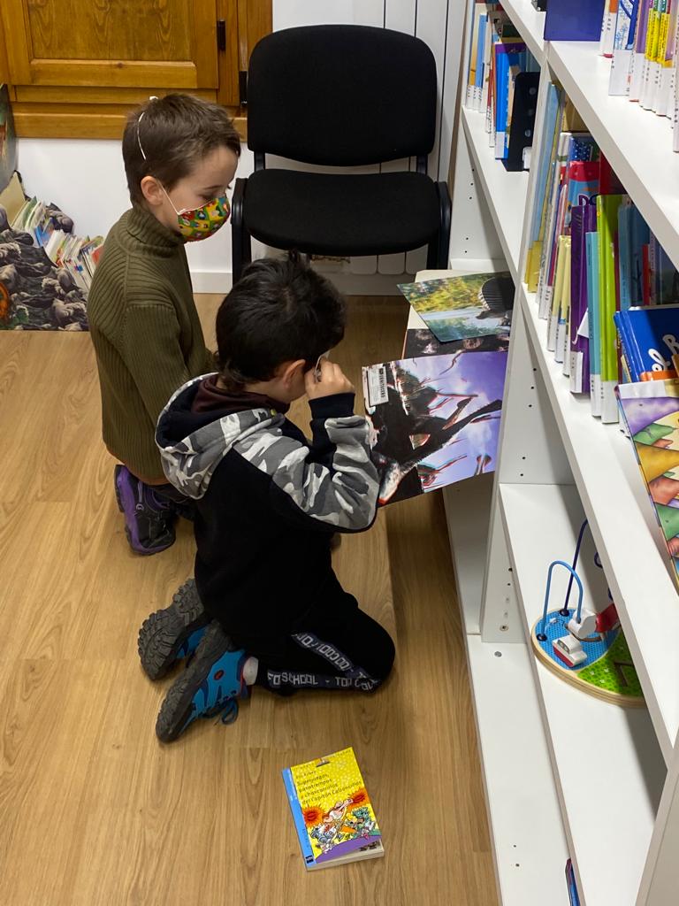 visitamos_la_biblioteca_de_enciso_5_20220301_1639137687.jpeg