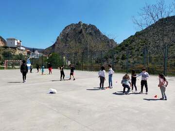 visita_jugadora_baloncesto_arnedillo_19_20210419_1515213516.jpg