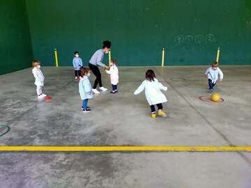 visita_jugadora_baloncesto_arnedillo_6_20210419_2070624224.jpg