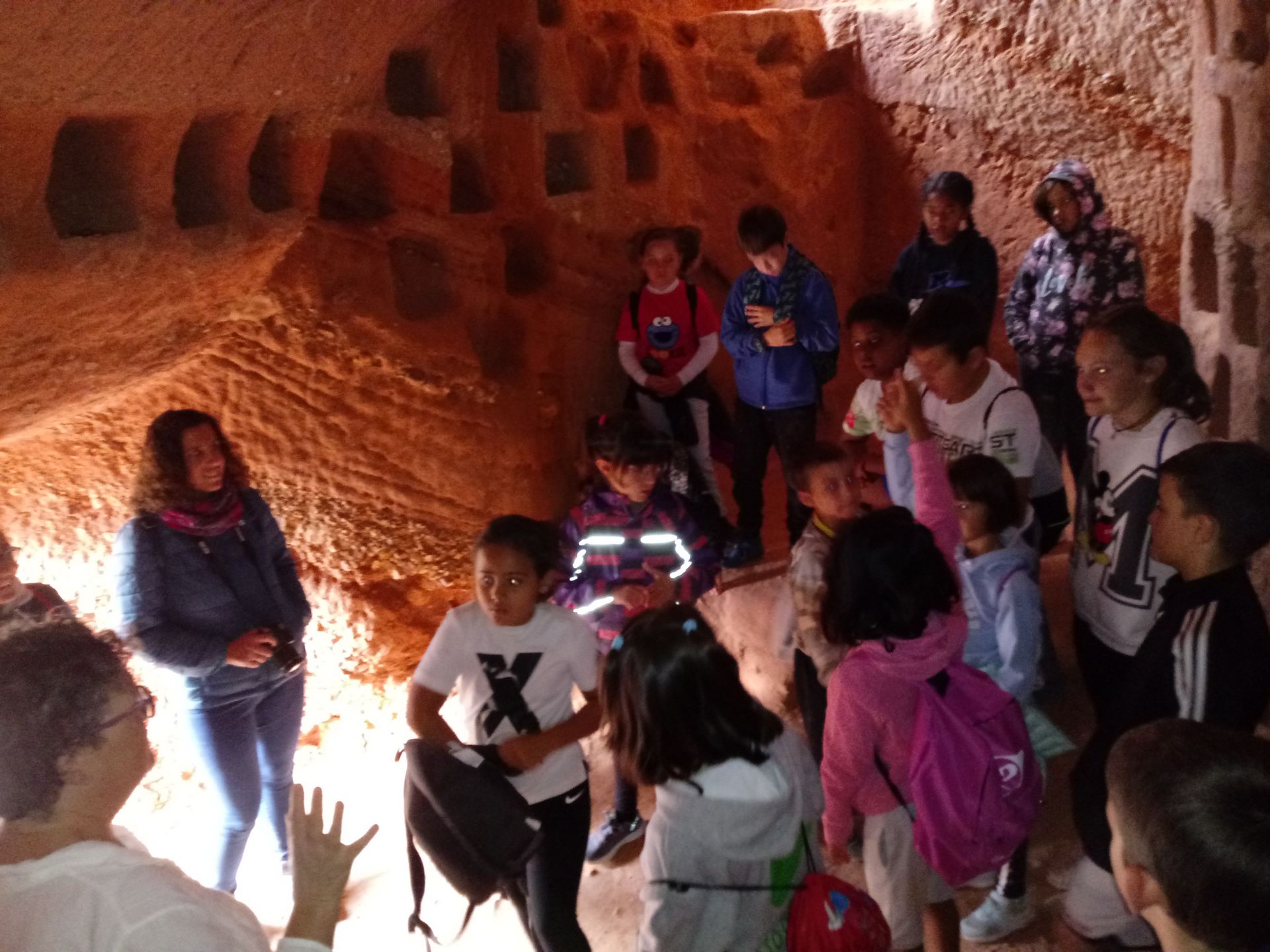 visita_cuevas_24_20191010_1453492959.jpg