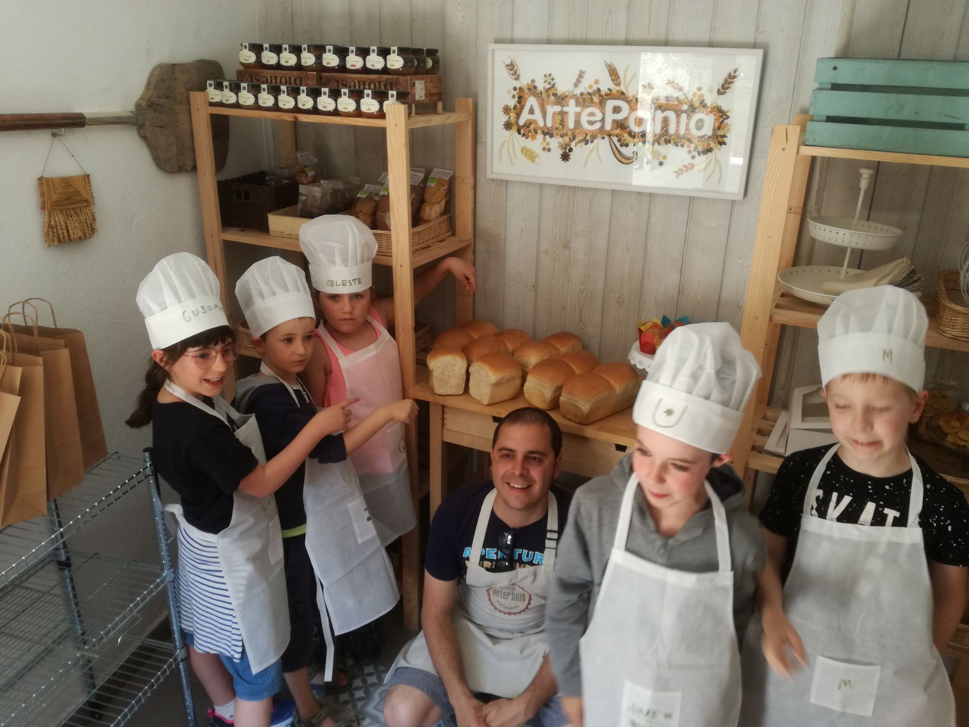 visita_a_la_panaderia_de_poyales_40_20190605_1750299527.jpg