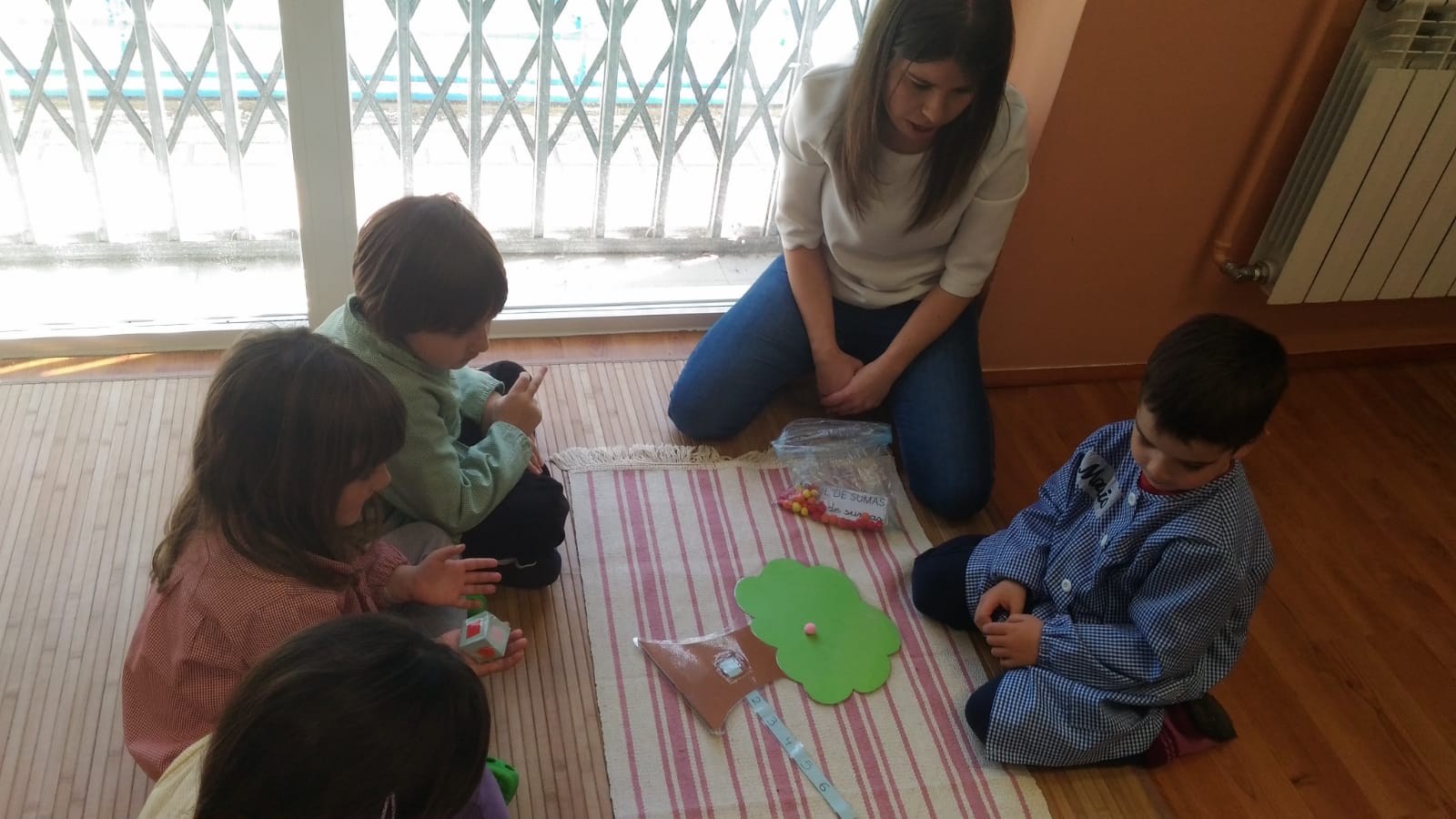 visita_de_la_tia_ana_a_infantil_1_20190305_1407779519.jpg