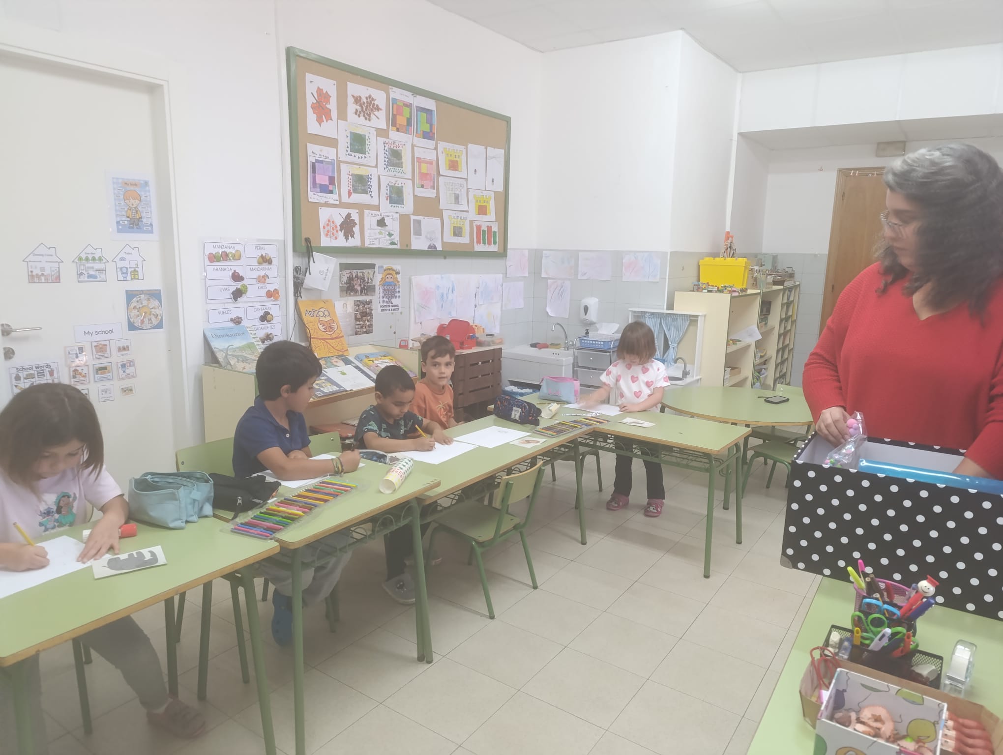 la_biblioteca_nomada_en_prejano_4_20251104_2067975364.jpg