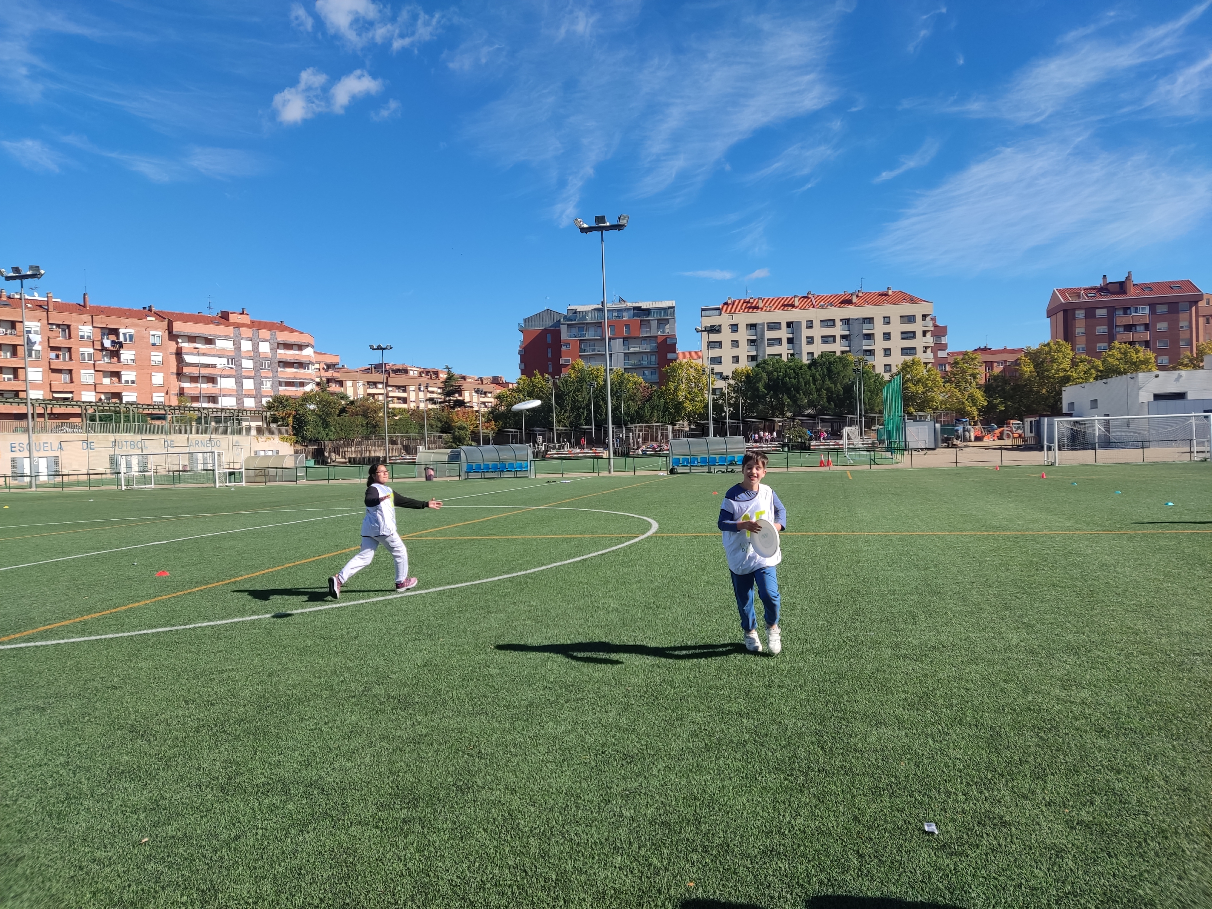 primer_encuentro_deportivo_intercra_12_20251021_1135616730.jpg