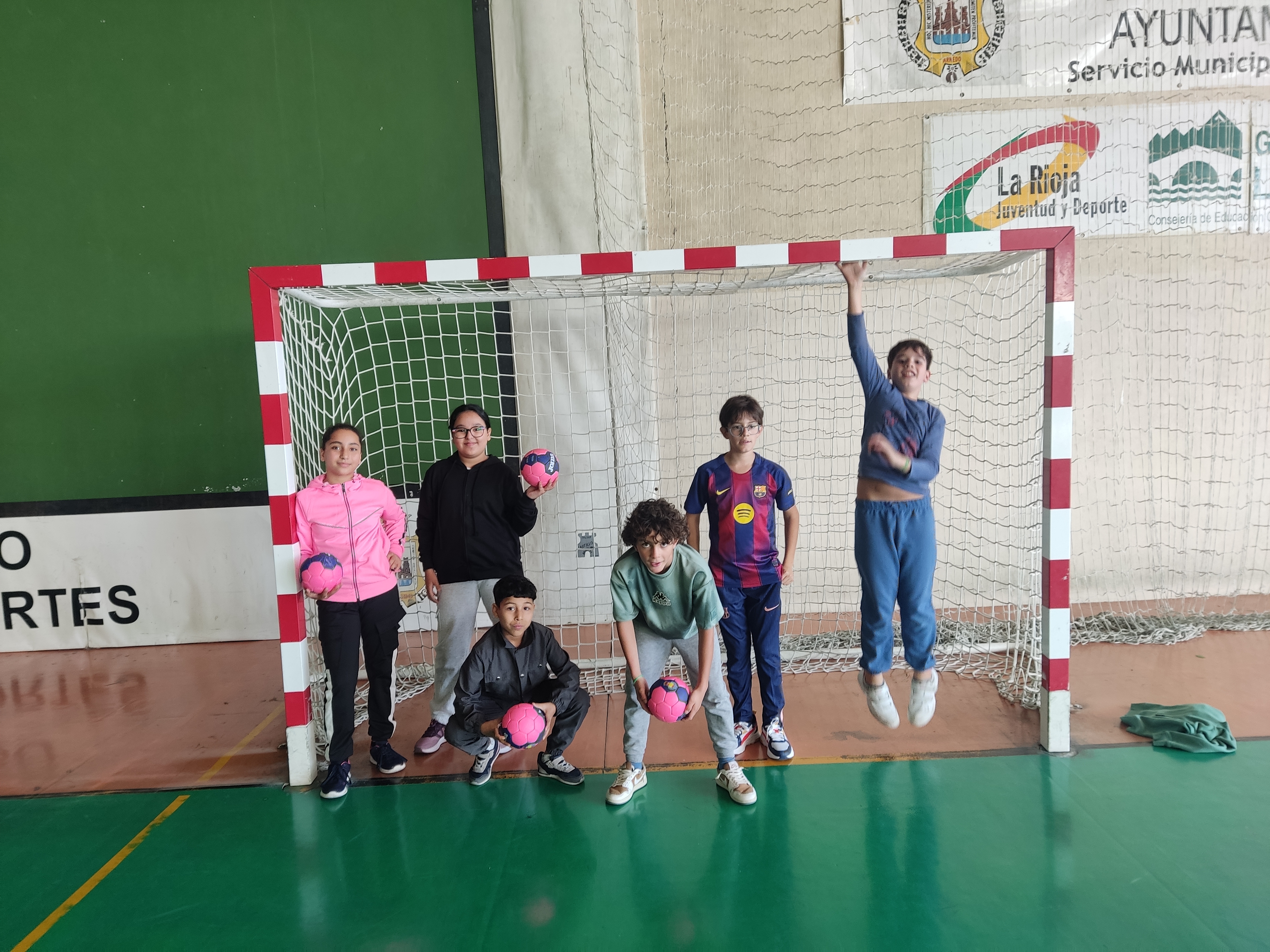 primer_encuentro_deportivo_intercra_2_20251021_1155317467.jpg